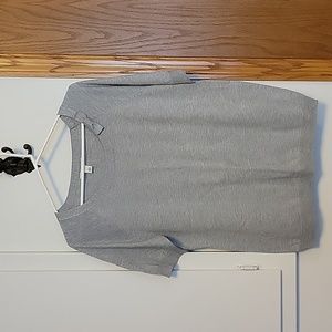Short sleeved sweater